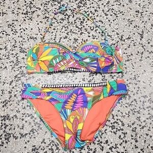 Trina Turk Montezuma SET Bandeau Top and Shirred Hipster Low